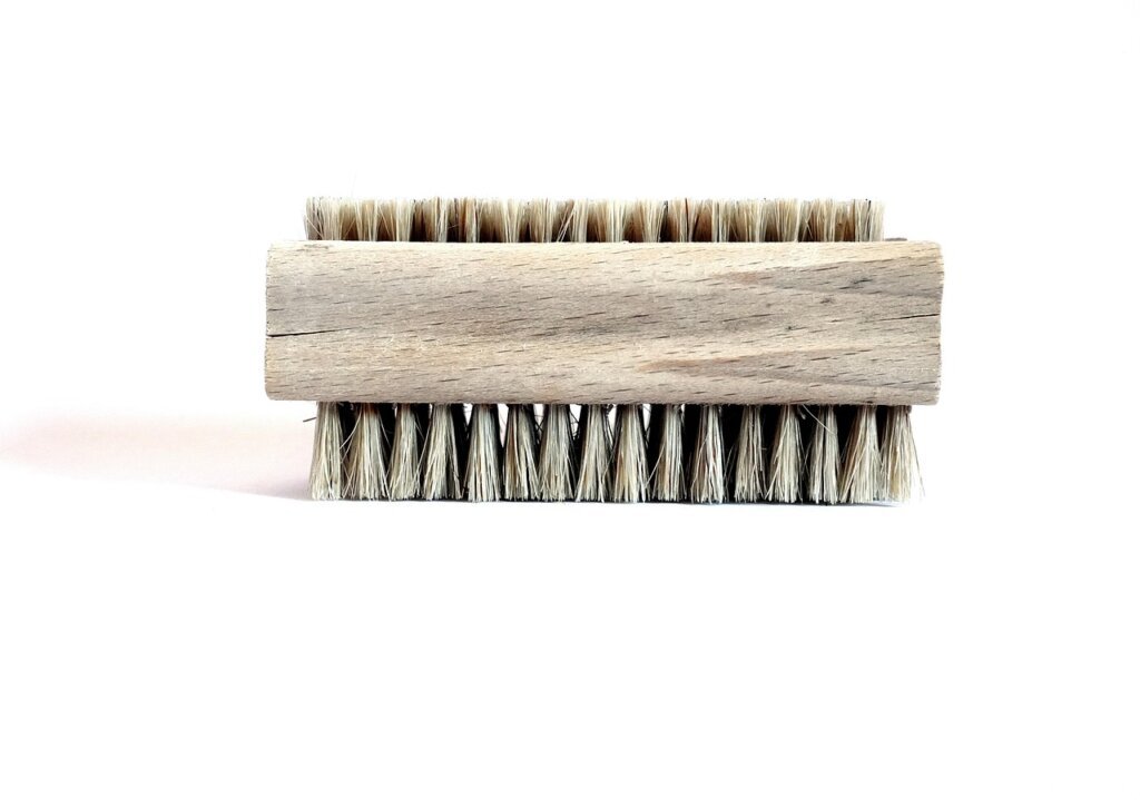 quick weekly bathroom tile cleaning routine with spray bottle and scrub brush